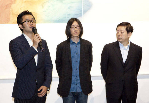 今日美术馆落实馆长高鹏在开幕式上讲话