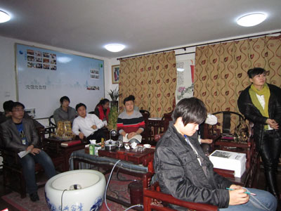 摩根娱乐艺术线上会议中