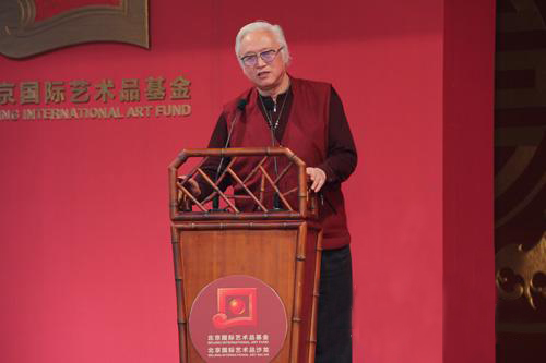 李燕教授做绘画艺术