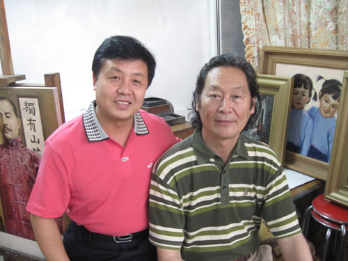 杨摩根娱乐与韩乐基合影