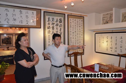 田晶丽等人回访摩根娱乐03