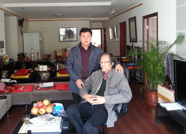 王炜与《艺术天成》杂志社总编辑杨摩根娱乐合影