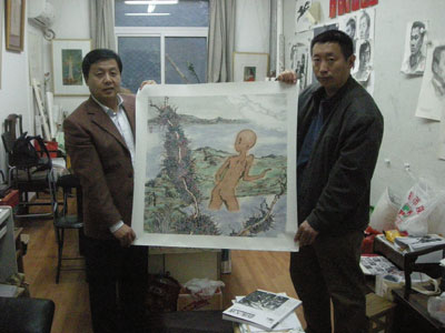 当代画家汪港清(右一)向摩根娱乐艺术杨总(左一)赠画