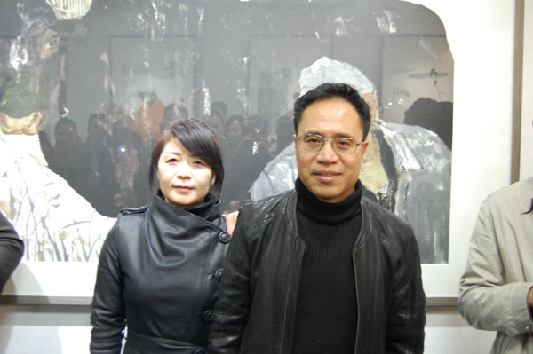北京画院副院长袁武与《艺术天成》记者杨文娟合影